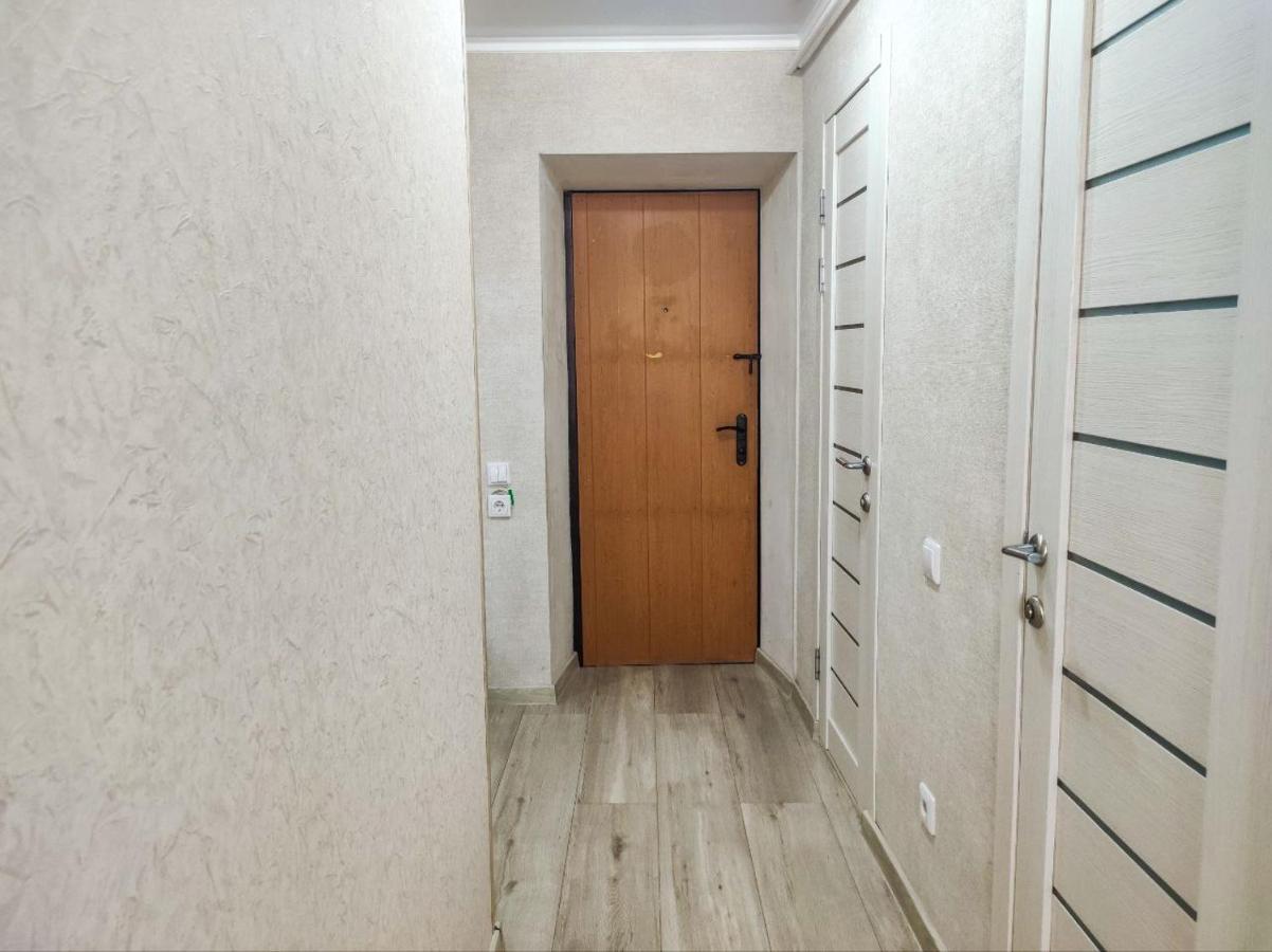 2-Х Комнатная Квартира В Центре На Ул.Бородина 107 Костанай Экстерьер фото